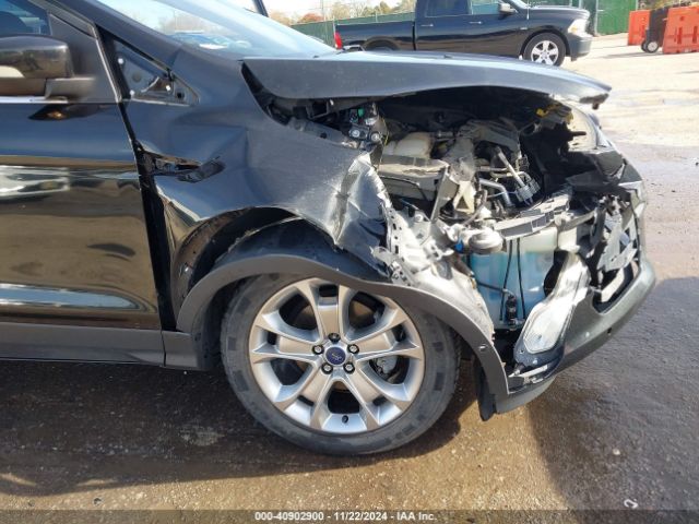 1FMCU0JXXEUE11768 Ford Escape Titanium
