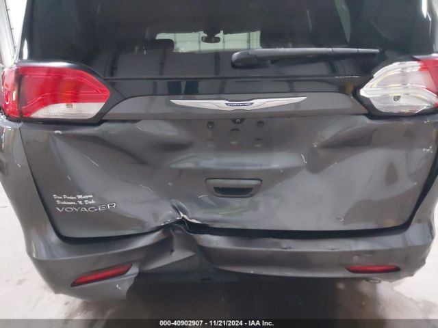 2C4RC1DG4LR181903 Chrysler Voyager Lxi