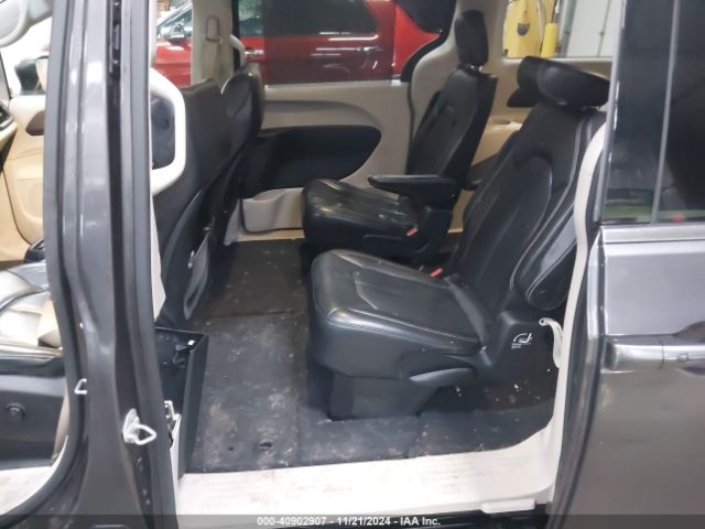 2C4RC1DG4LR181903 Chrysler Voyager Lxi