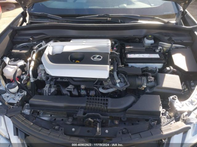 JTHX3JBH2M2033072 Lexus UX 200