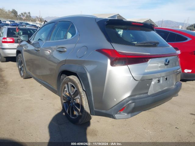 JTHX3JBH2M2033072 Lexus UX 200