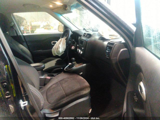 KNDJN2A24E7097817 KIA Soul