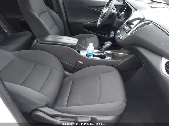 1G1ZD5STXPF111736 Chevrolet Malibu Fwd 1lt