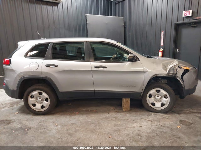 1C4PJLAB9EW155082 Jeep Cherokee Sport