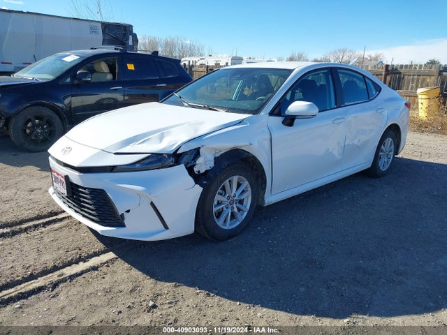 Toyota CAMRY LE 2025 4T1DAACK6SU034095 Image 2