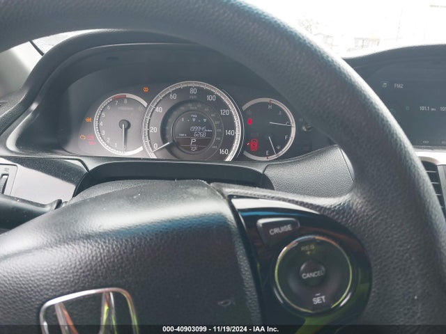 Honda ACCORD LX 2017 1HGCR2F3XHA230264 Image 7