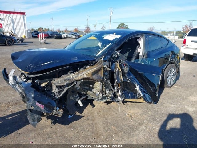 2024 TESLA MODEL Y 7SAYGDEE1RF084874 Photo 5