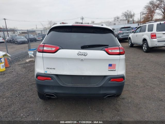 1C4PJMCS5HW576160 Jeep Cherokee Latitude 4x4