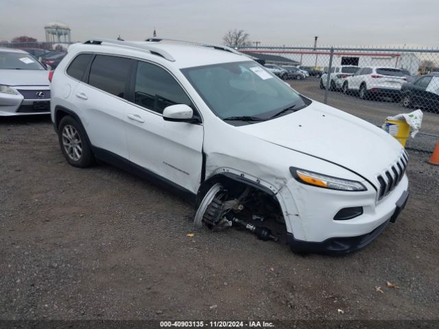 1C4PJMCS5HW576160 Jeep Cherokee Latitude 4x4