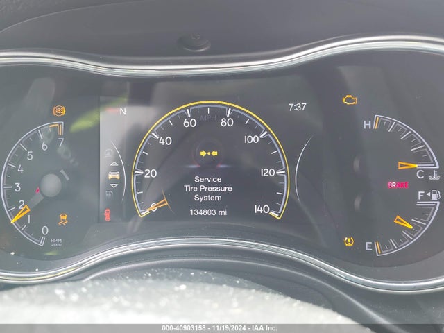Jeep Grand Cherokee Laredo 2018 1C4RJFAG7JC319737 Image 7