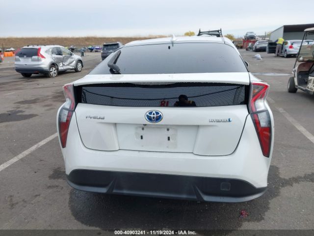 JTDKARFUXG3000956 Toyota Prius Three Touring