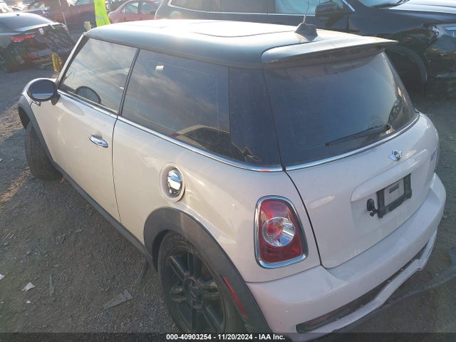 2013 MINI HARDTOP WMWSV3C51DT478903 Photo 2