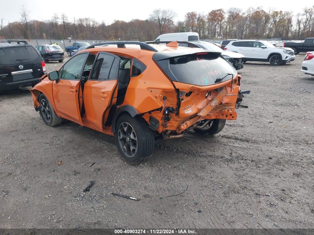 Subaru Crosstrek 2.0i Premium 2018 JF2GTADCXJH330183 Image 3