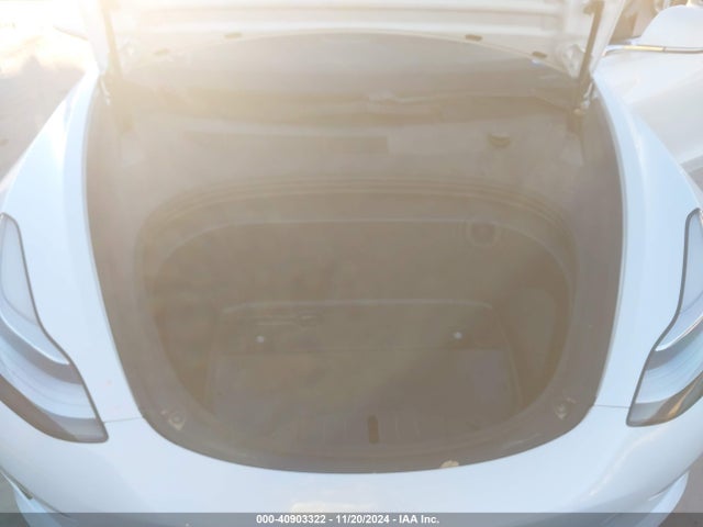 2018 TESLA MODEL 3 5YJ3E1EA5JF162344 Photo 9