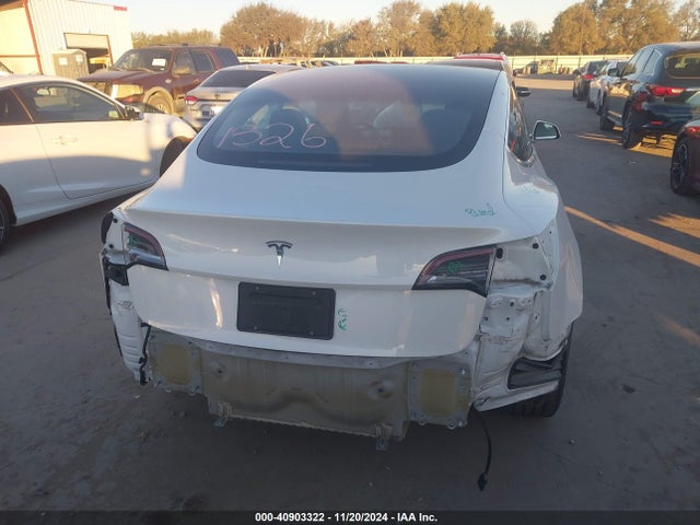 Tesla Model 3 Long Range/mid Range 2018 5YJ3E1EA5JF162344 Image 15