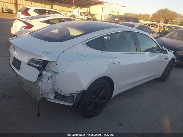 2018 TESLA MODEL 3 5YJ3E1EA5JF162344 Photo 3