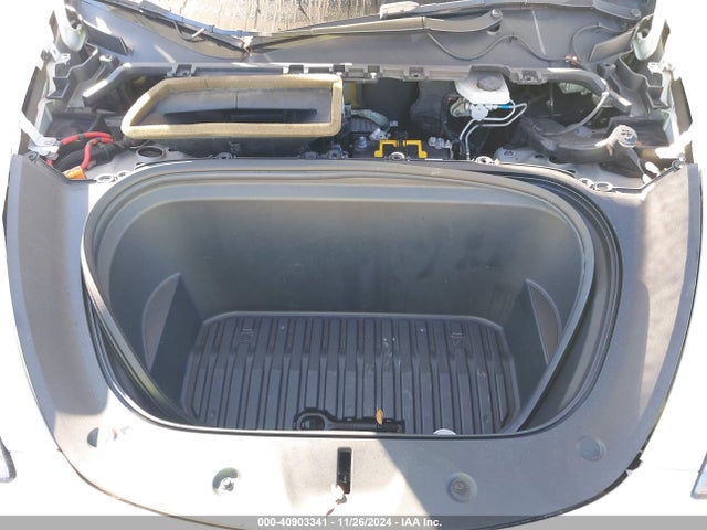 2021 TESLA MODEL Y 5YJYGDEE6MF099778 Photo 9