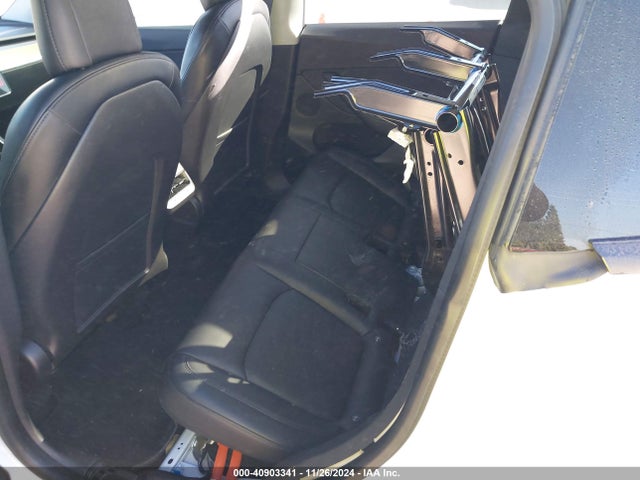 2021 TESLA MODEL Y 5YJYGDEE6MF099778 Photo 7