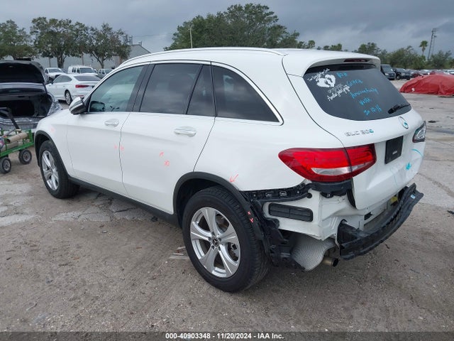 WDC0G4JB7JV068068 Mercedes-Benz GLC 300