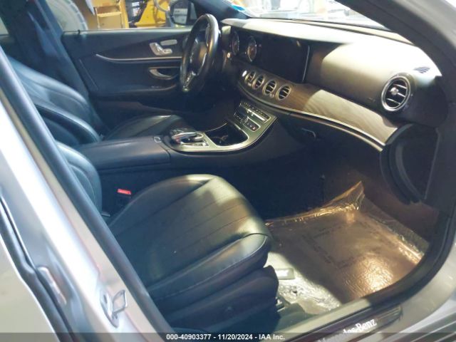 WDDZF4KB0KA560051 Mercedes-Benz E 300 4matic