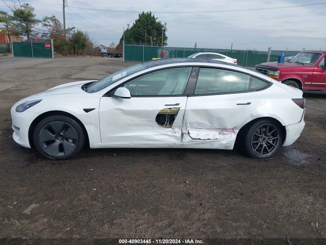 2022 TESLA MODEL 3 5YJ3E1EB3NF110709 Photo 5