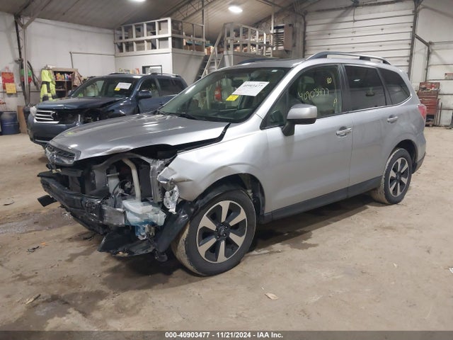 Subaru Forester 2.5i Premium 2017 JF2SJAGC6HH493404 Image 2