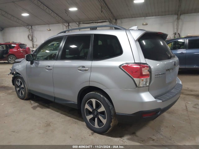 Subaru Forester 2.5i Premium 2017 JF2SJAGC6HH493404 Image 3