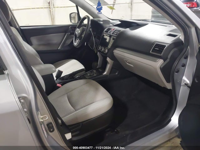 Subaru Forester 2.5i Premium 2017 JF2SJAGC6HH493404 Image 5