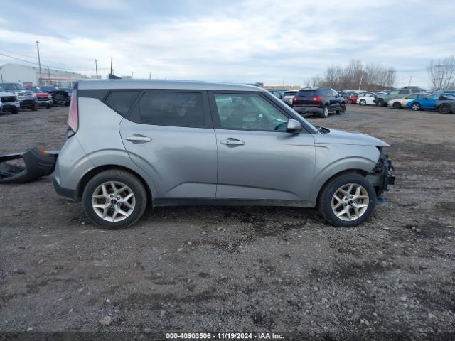 KNDJ23AU9P7849725 KIA SOUL S