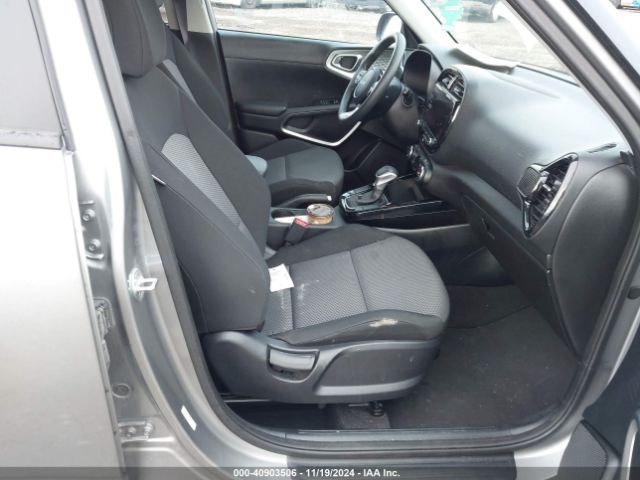 KNDJ23AU9P7849725 KIA SOUL S