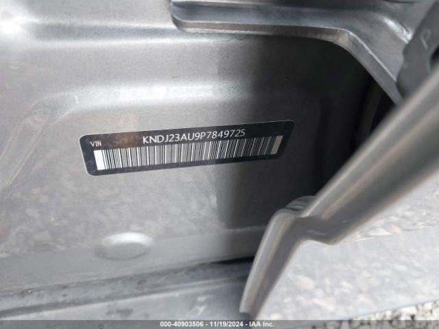 KNDJ23AU9P7849725 KIA SOUL S