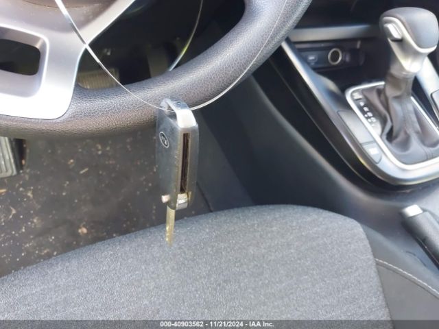 KNDJ23AU2M7737215 KIA SOUL S