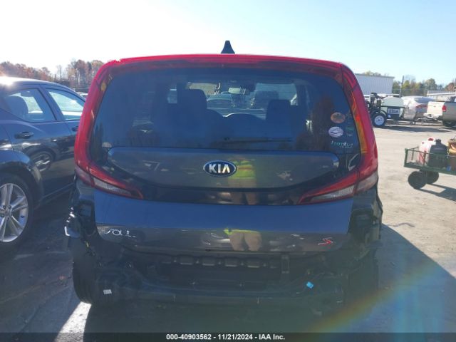 KNDJ23AU2M7737215 KIA SOUL S