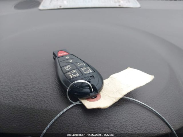 2C4RC1CG0ER108614 Chrysler Town & Country Touring-l