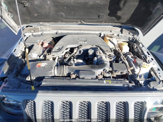 1C4HJXFG6JW221193 Jeep Wrangler Unlimited Rubicon 4x4