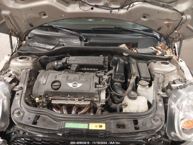 2011 MINI COOPER WMWSU3C53BT099059 Photo 9