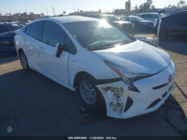 Toyota Prius Two 2016 JTDKBRFU6G3016987 Image 1