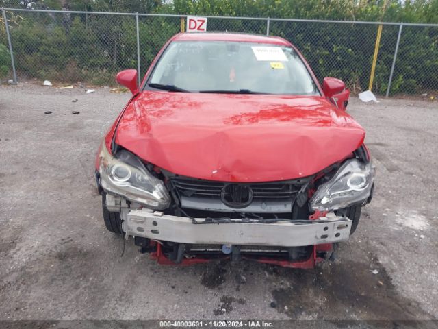 JTHKD5BH7F2226058 Lexus CT 200H