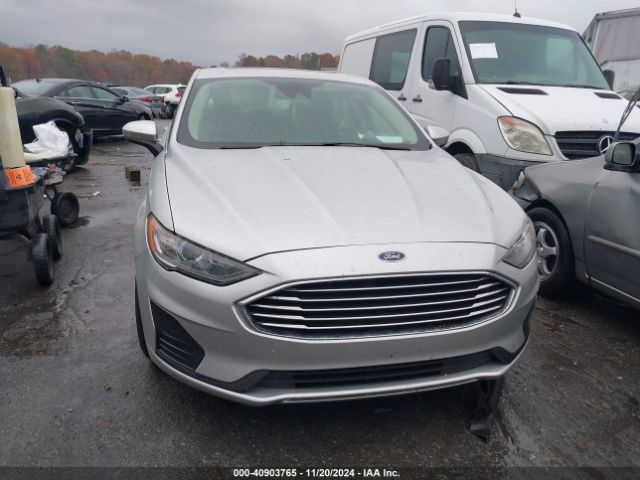 3FA6P0LU8KR180566 Ford Fusion Hybrid Se