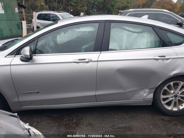 3FA6P0LU8KR180566 Ford Fusion Hybrid Se