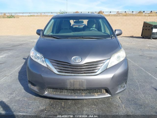 5TDKK3DC6GS764533 Toyota Sienna Le 8 Passenger