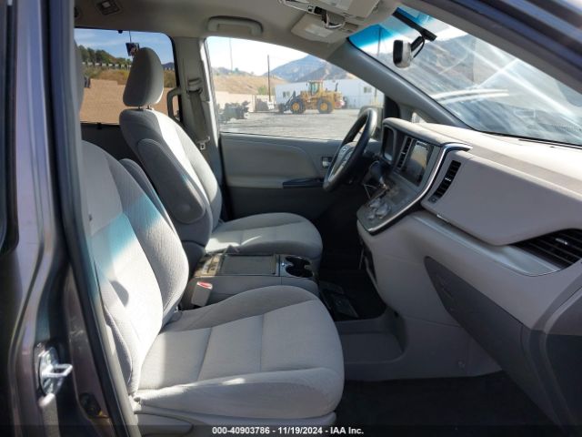 5TDKK3DC6GS764533 Toyota Sienna Le 8 Passenger