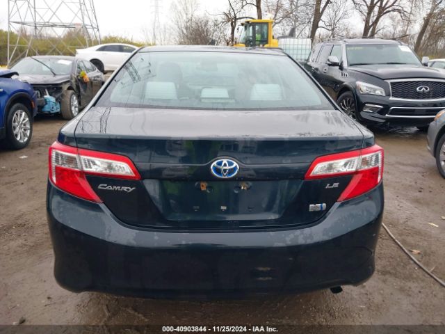 4T1BD1FK0EU135695 Toyota Camry Hybrid Le