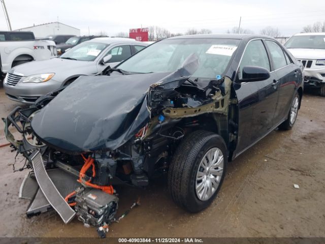 4T1BD1FK0EU135695 Toyota Camry Hybrid Le