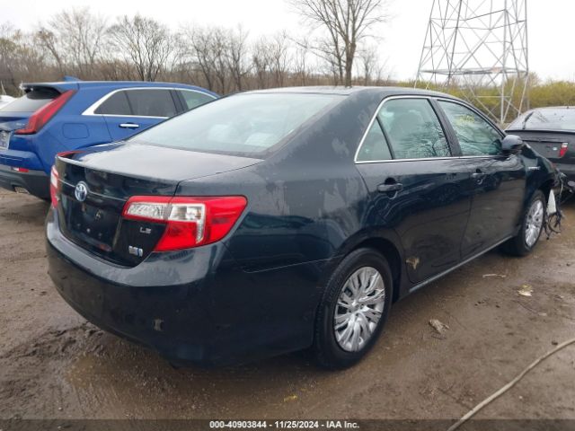 4T1BD1FK0EU135695 Toyota Camry Hybrid Le