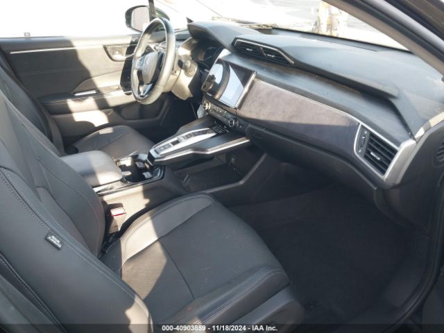 JHMZC5F37JC003053 Honda Clarity Plug-in Hybrid Touring