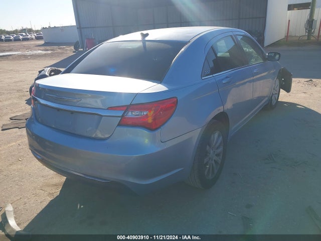 Chrysler 200 Touring 2014 1C3CCBBB4EN192505 Image 4