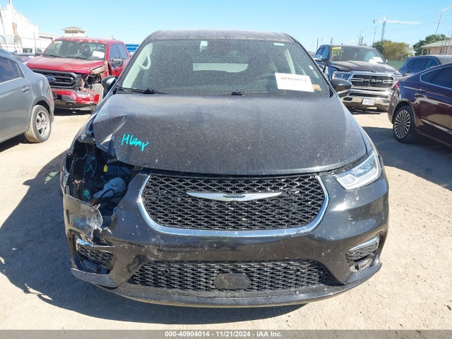Chrysler Pacifica Touring L 2023 2C4RC1BG2PR563940 Image 12