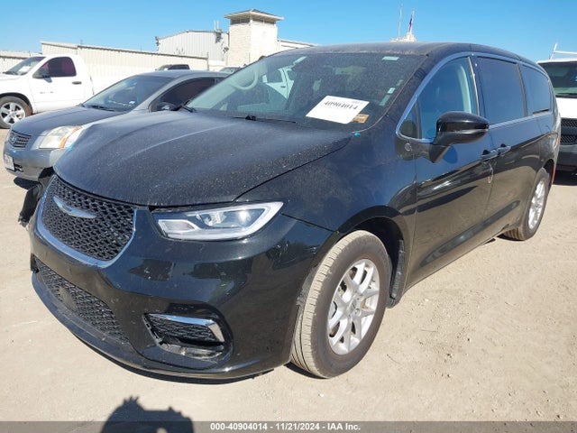 Chrysler Pacifica Touring L 2023 2C4RC1BG2PR563940 Image 2