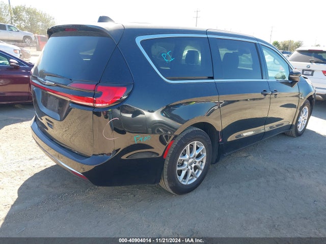 Chrysler Pacifica Touring L 2023 2C4RC1BG2PR563940 Image 4